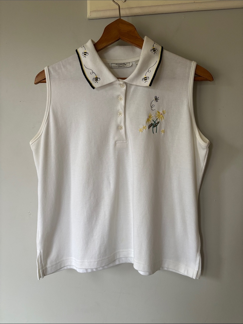 Vintage Kenneth Too Embroidered Floral Sleeveless Polo Tank Top M White